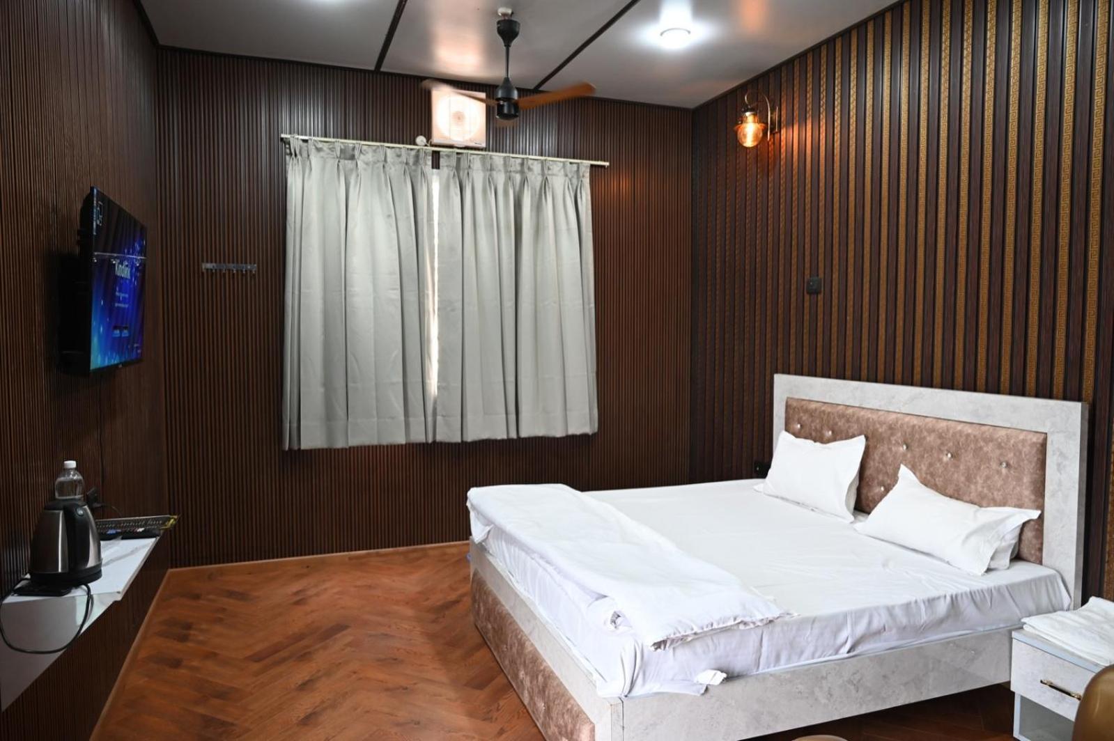 4 Seasons Resort By Jain Residency Sohna Bagian luar foto